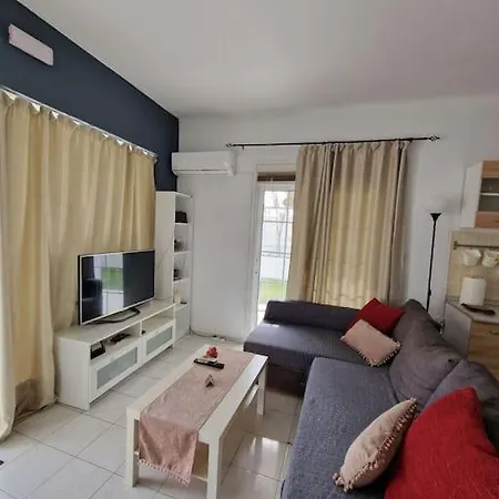 With Garden Apartment