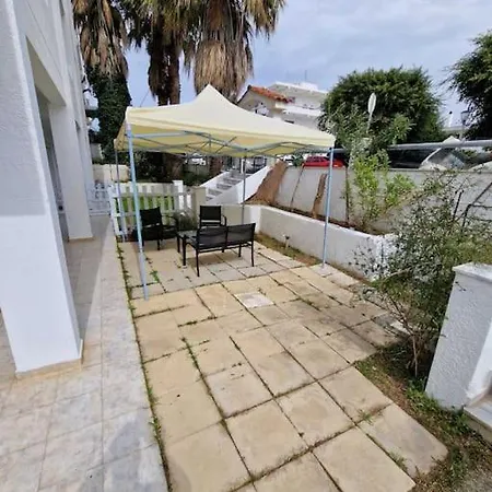 Apartment With Garden *